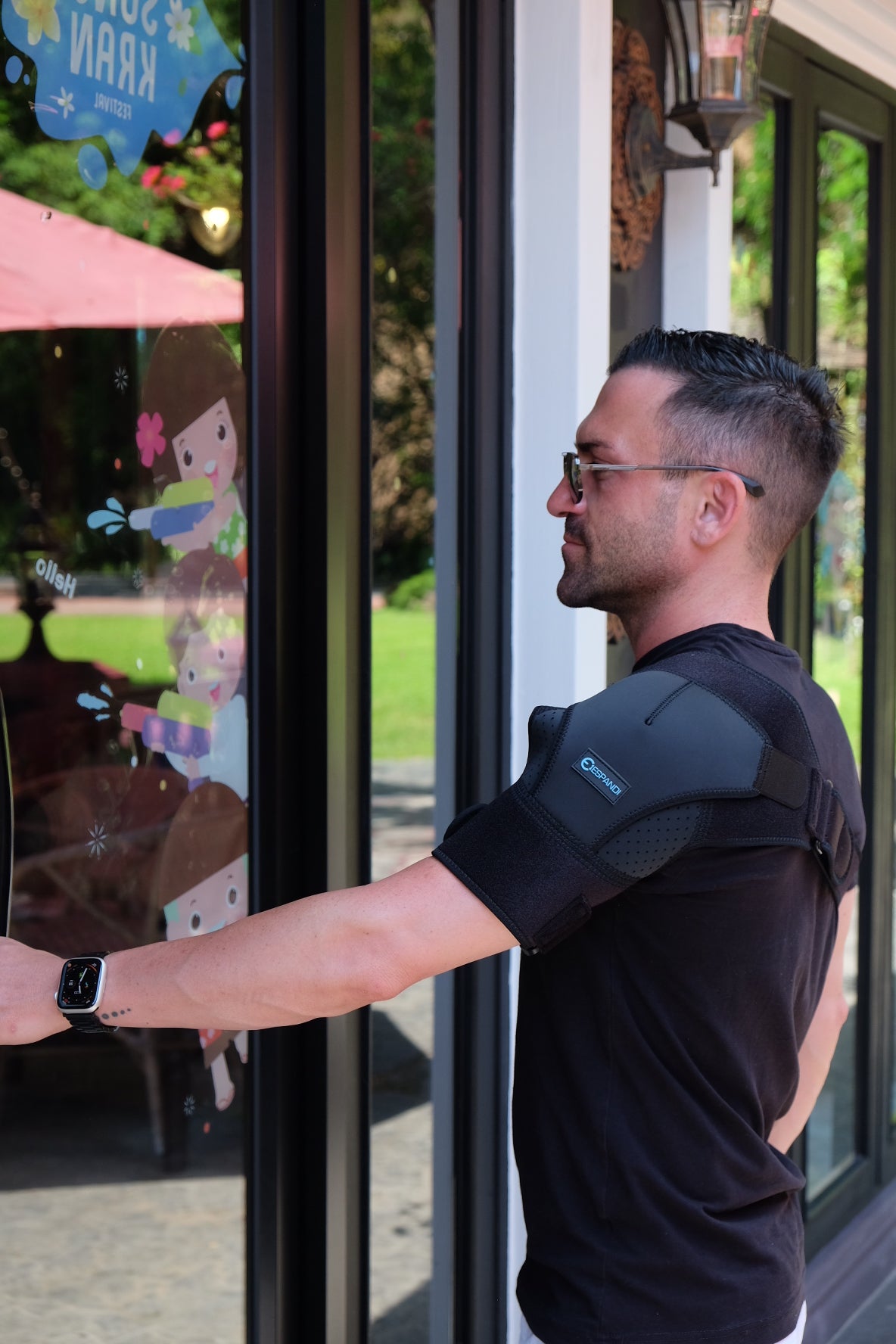 Espandi 護肩戶外日常穿戴 工作搬運肩膀保護 男性適用