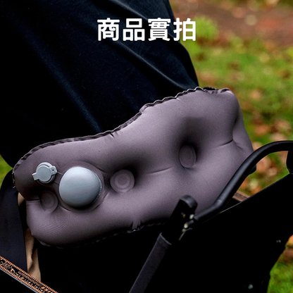 Espandi 充氣腰枕商品實拍 戶外椅子使用情境 灰色輕巧外型